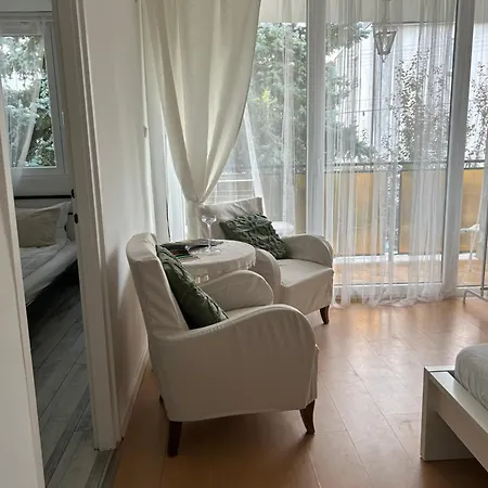 Keskeny Ut Apartment